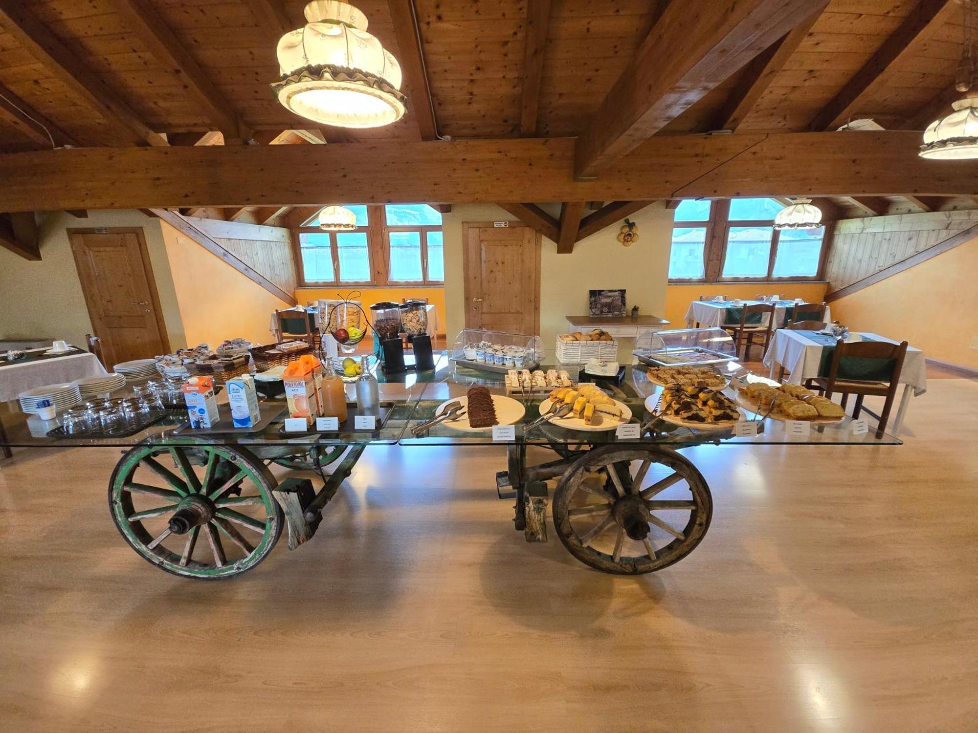 Antico Fienile Agritur Villa Mezzocorona Luaran gambar
