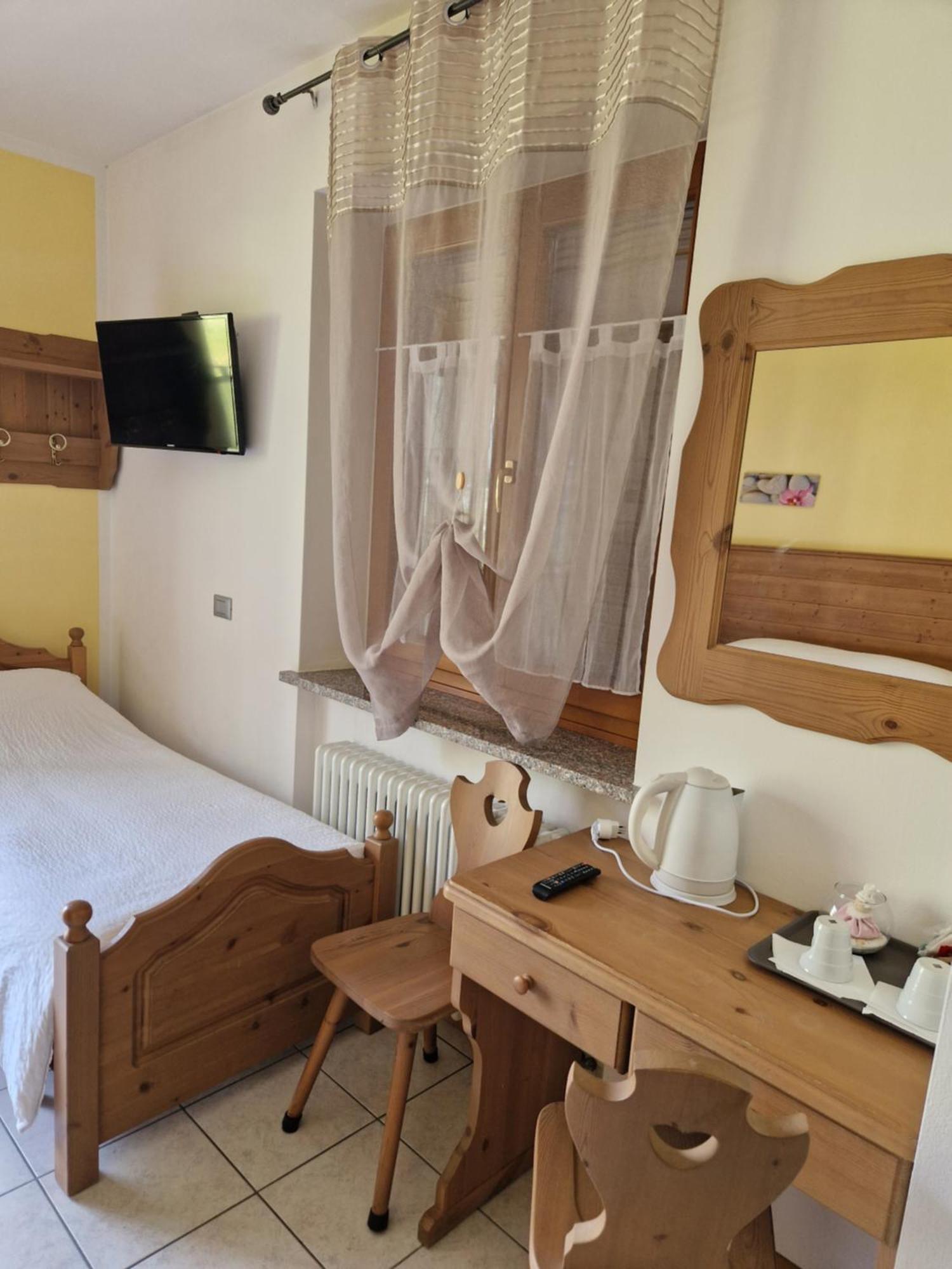 Antico Fienile Agritur Villa Mezzocorona Luaran gambar